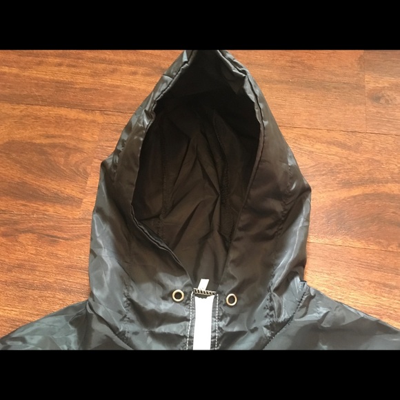 Windbreaker Jacket - Picture 4 of 9